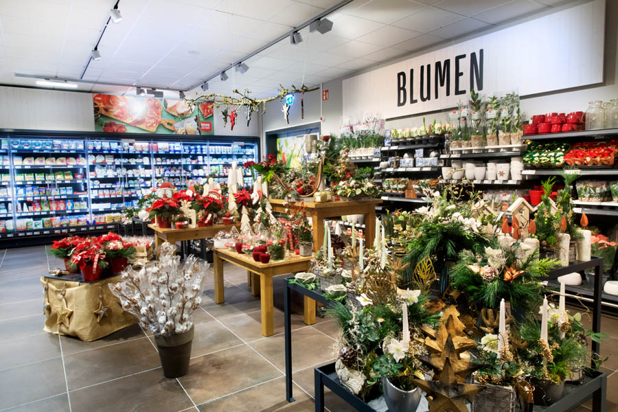 REWE Rade Savic in Küps Blumenabteilung2
